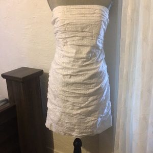 Cute strapless Express dress
